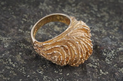 Lot 168 - A 1970s 9ct gold Modern cocktail ring