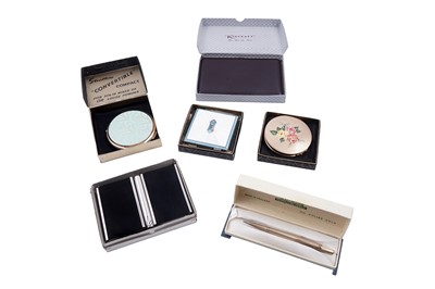 Lot 341 - Compacts including a 1930s silver compact; and 1940s carry-all vanity case