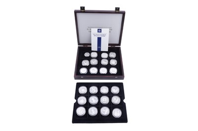Lot 148 - Westminster Queen Elizabeth II H.M. Queen Elizabeth the Queen Mother Coin Collection