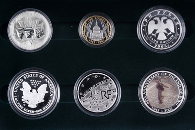 Lot 21 - Royal Mint Queen Elizabeth II silver proof The End of WWII 60th Anniversary 2005