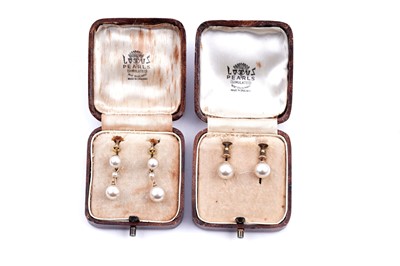 Lot 271 - Two pairs of cultured pearl earrings