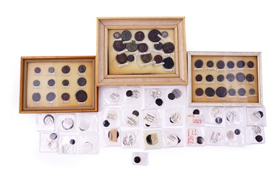 Lot 38 - A large selection of Roman coinage