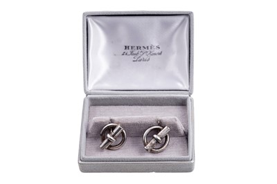 Lot 192 - A pair of Hermès silver cufflinks