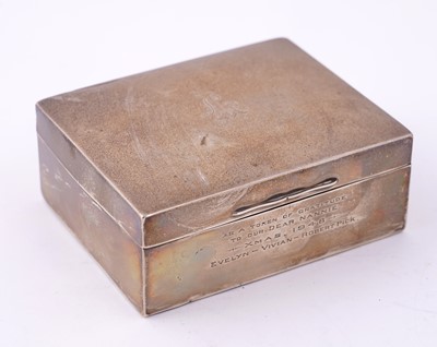 Lot 367 - A 1940s George VI silver table cigarette box