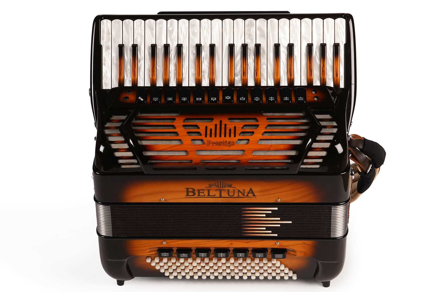 Lot 3 - A Beltuna Prestige IV piano accordion