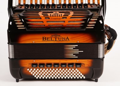 Lot 3 - A Beltuna Prestige IV piano accordion