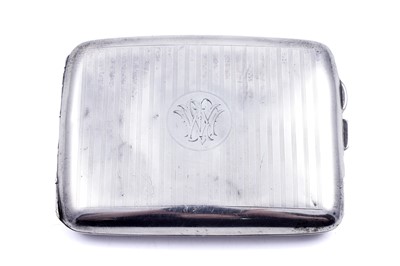 Lot 353 - A George V silver cigarette case