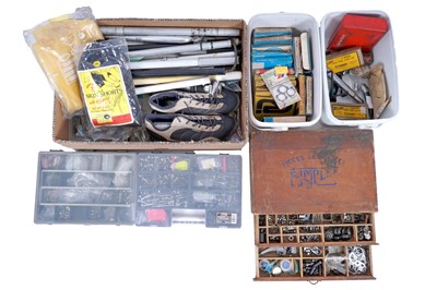Lot 632 - Vintage bicycle sundries