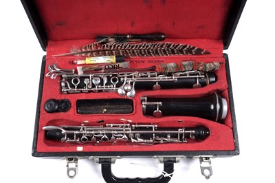 Lot 10 - A Loree oboe