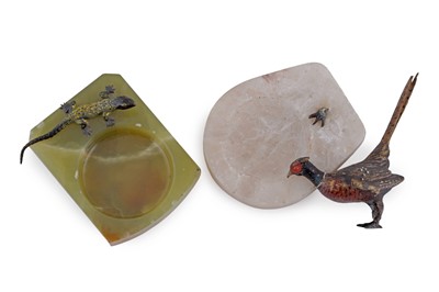 Lot 221 - An onyx ashtray; and a marble ashtray