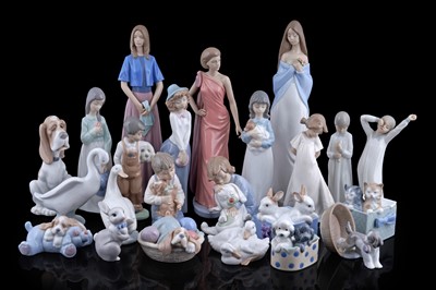 Lot 311 - A collection of Nao figurines
