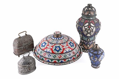 Lot 215 - A selection of Moroccan ceramics