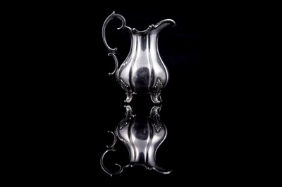 Lot 211 - An early Victorian silver milk jug