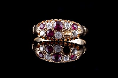 Lot 135 - An Edwardian ruby and diamond ring | 1903