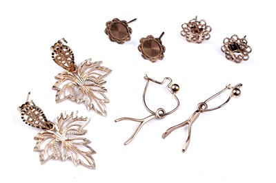 Lot 58 - Three pairs of 9ct gold earrings