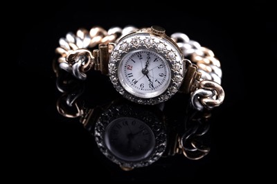 Lot 164 - An early 20th Century lady's diamond cocktail watch