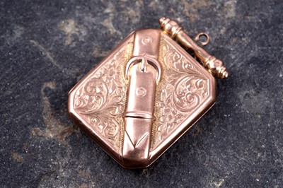 Lot 89 - An early 20th Century Aesthetic Movement 9ct rose gold locket