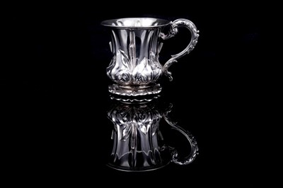 Lot 217 - A George IV silver cup
