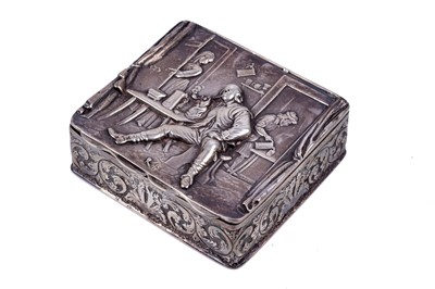 Lot 200 - A Victorian silver table top cigarette box